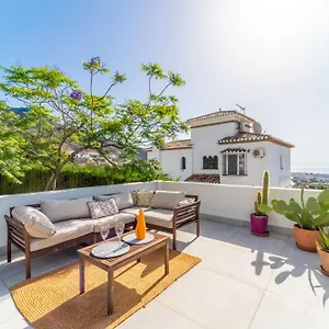 Apartamento A Terrace With Sea View, 2 Bedrooms In, Benalmádena